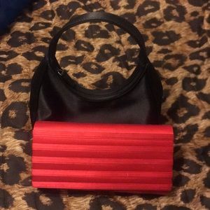2 purses